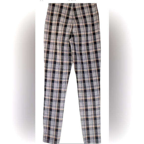 EUC Express Plaid Knit High Rise Leggings Black, White, Yellow (Women’s Size XS) - Picture 4 of 9